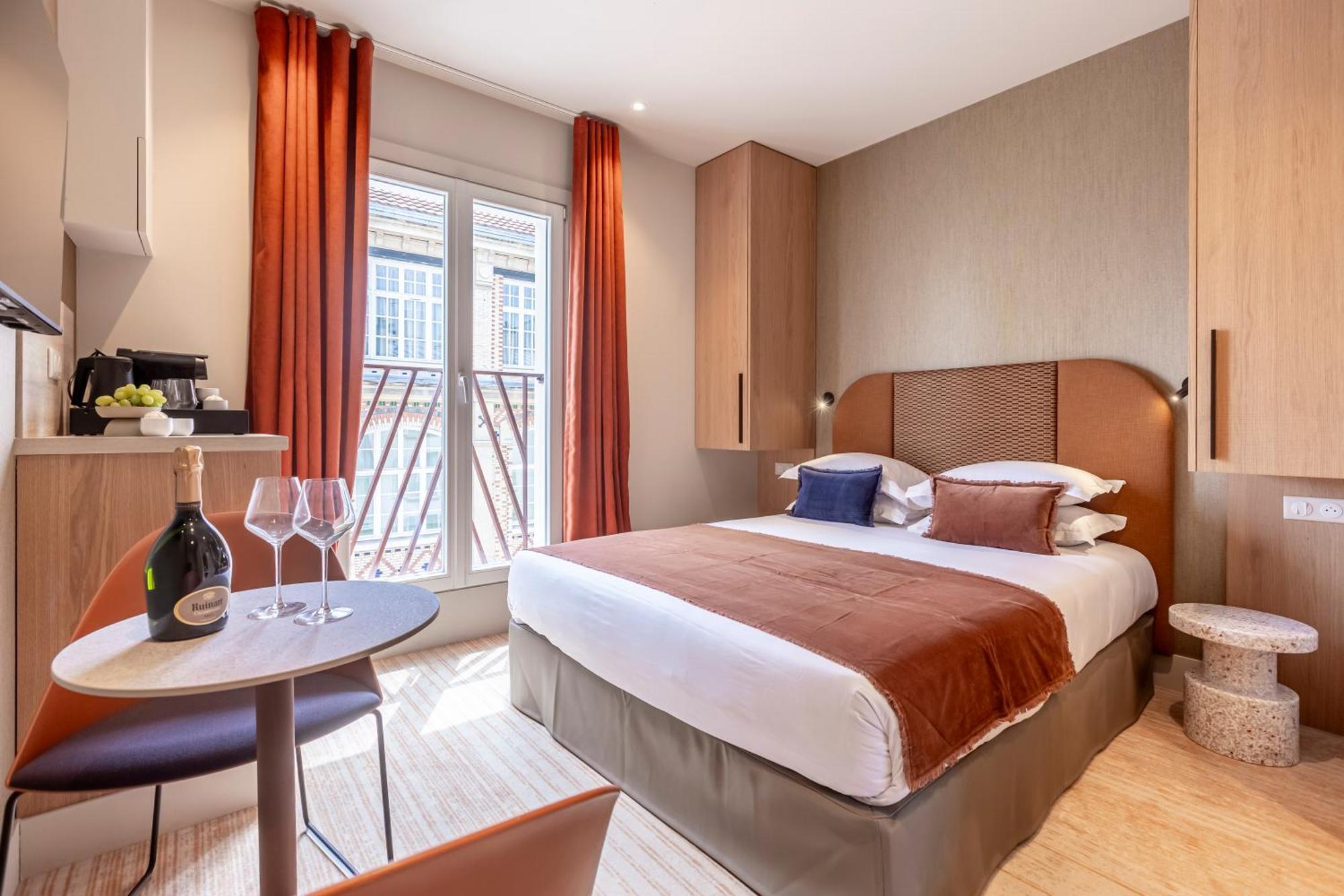 Suite Fl By Sweett Париж Экстерьер фото